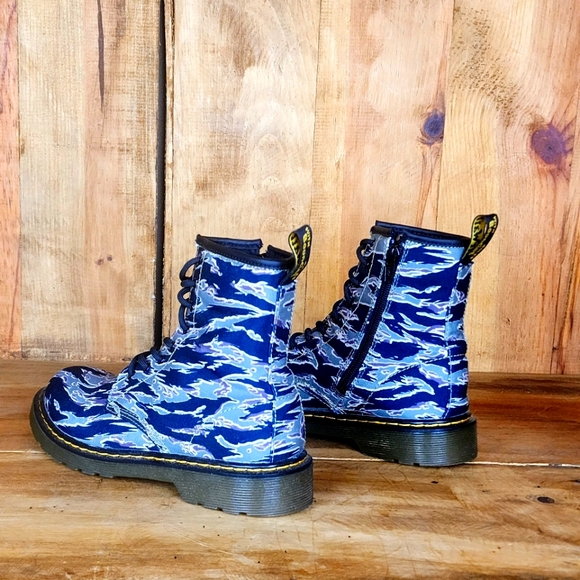 Dr. Martens 1460 Camo - Picture 4 of 6